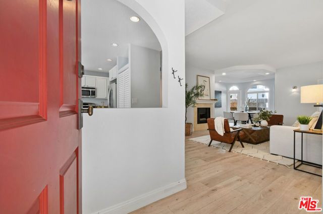 4301 Fulton Avenue 106, Los Angeles, CA 91423