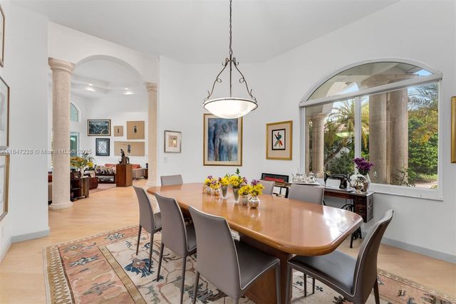 3720 N 37th Ter, Hollywood, FL 33021