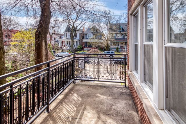 4637 N Dover Street 2S, Chicago, IL 60640