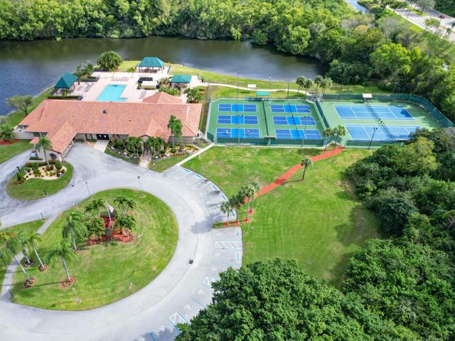 6367 Long Key Lane, Boynton Beach, FL 33472