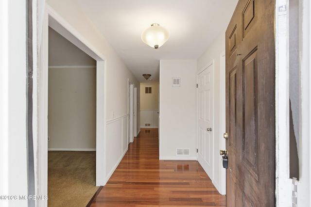 638 Freehold Road, Jackson, NJ 08527