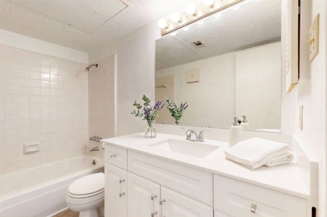 4748 Old Bent Tree Lane 808, Dallas, TX 75287