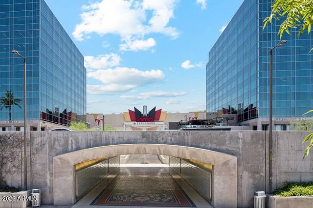 3201 E COLTER Street, Phoenix, AZ 85018