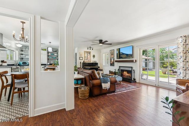 3201 E COLTER Street, Phoenix, AZ 85018