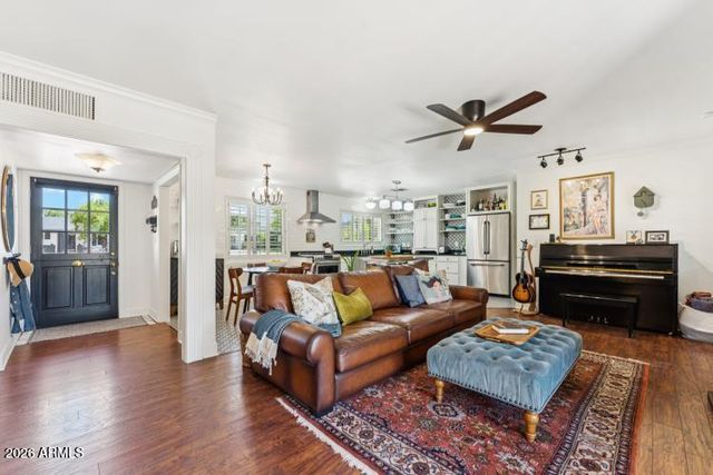 3201 E COLTER Street, Phoenix, AZ 85018