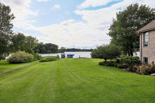 N4985 Arrowhead TRAIL, Juneau, WI 53039