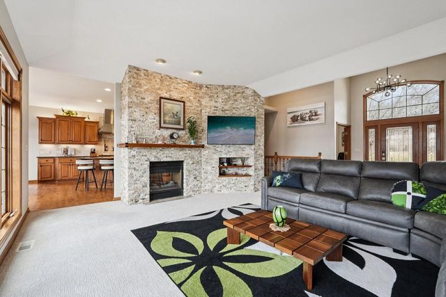 N4985 Arrowhead TRAIL, Juneau, WI 53039