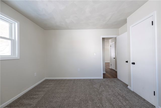 9 3rd St, Ligonier Twp, PA 15658