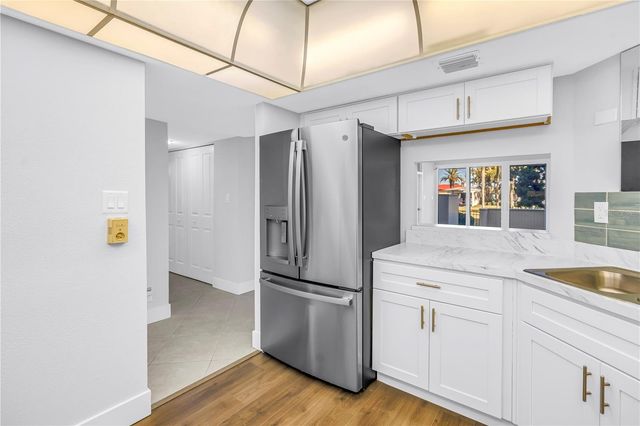 7400 SUN ISLAND DRIVE S 103, South Pasadena, FL 33707