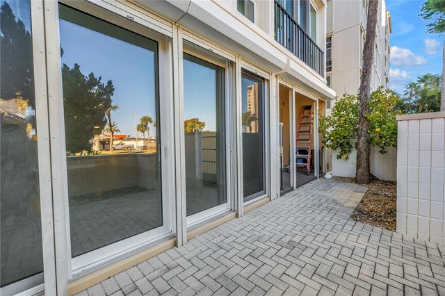 7400 SUN ISLAND DRIVE S 103, South Pasadena, FL 33707