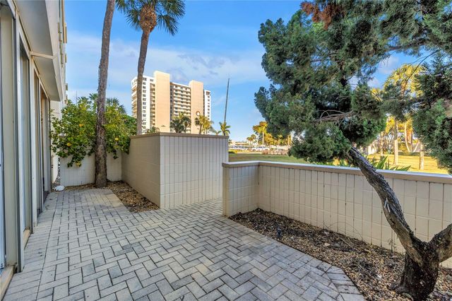 7400 SUN ISLAND DRIVE S 103, South Pasadena, FL 33707