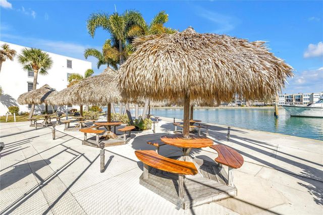 7400 SUN ISLAND DRIVE S 103, South Pasadena, FL 33707