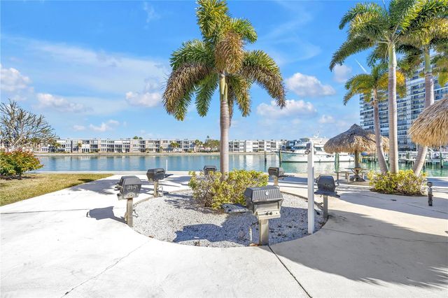 7400 SUN ISLAND DRIVE S 103, South Pasadena, FL 33707