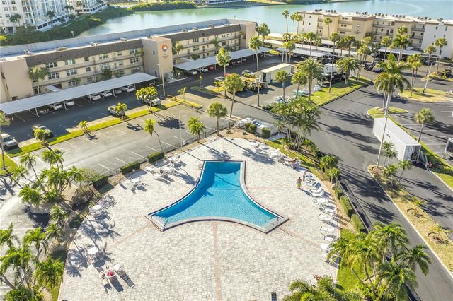 7400 SUN ISLAND DRIVE S 103, South Pasadena, FL 33707