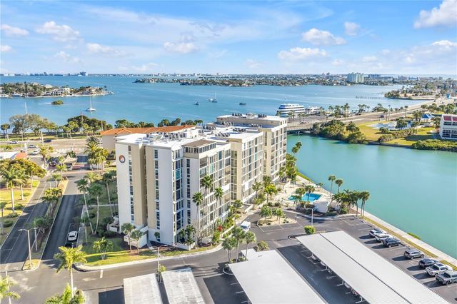 7400 SUN ISLAND DRIVE S 103, South Pasadena, FL 33707