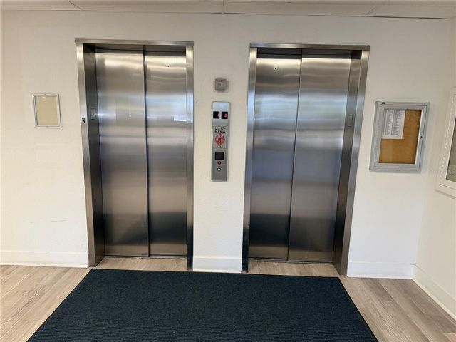 7400 SUN ISLAND DRIVE S 103, South Pasadena, FL 33707