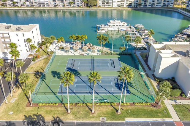 7400 SUN ISLAND DRIVE S 103, South Pasadena, FL 33707