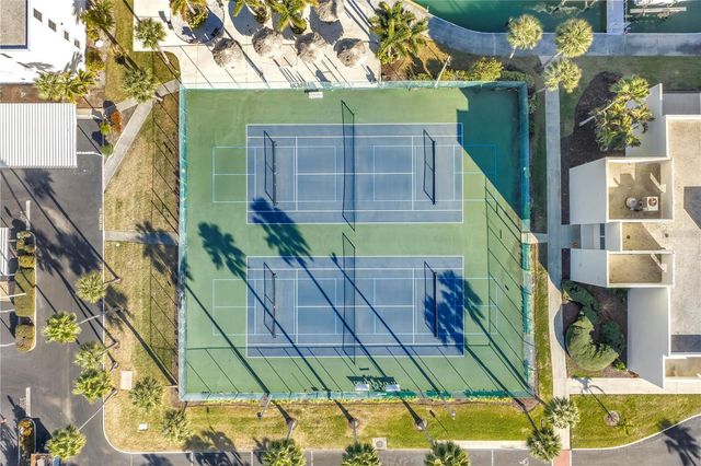 7400 SUN ISLAND DRIVE S 103, South Pasadena, FL 33707