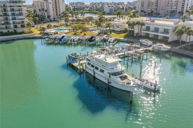 7400 SUN ISLAND DRIVE S 103, South Pasadena, FL 33707