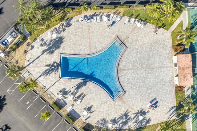 7400 SUN ISLAND DRIVE S 103, South Pasadena, FL 33707