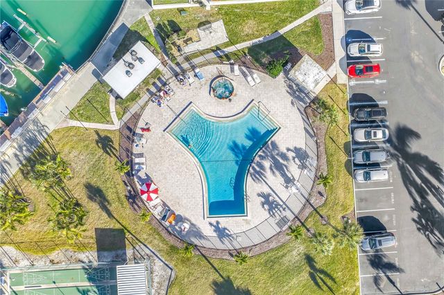 7400 SUN ISLAND DRIVE S 103, South Pasadena, FL 33707