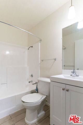 3210 Chapman Street 5, Los Angeles, CA 90065