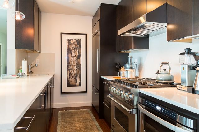 1075 Massachusetts Ave 202, Cambridge, MA 02138