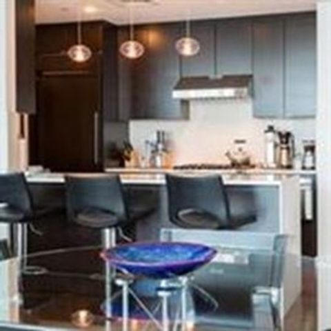 1075 Massachusetts Ave 202, Cambridge, MA 02138