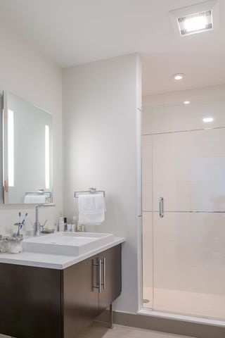 1075 Massachusetts Ave 202, Cambridge, MA 02138