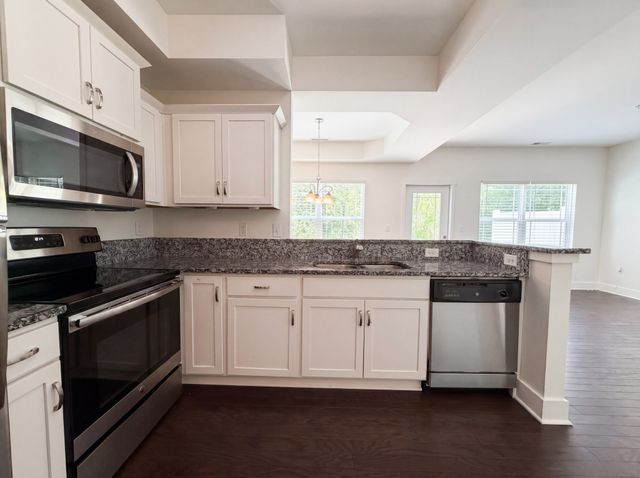 1134 Somerset Springs Dr, Spring Hill, TN 37174