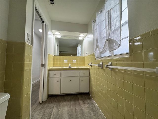 629 RUGBY STREET, Orlando, FL 32804