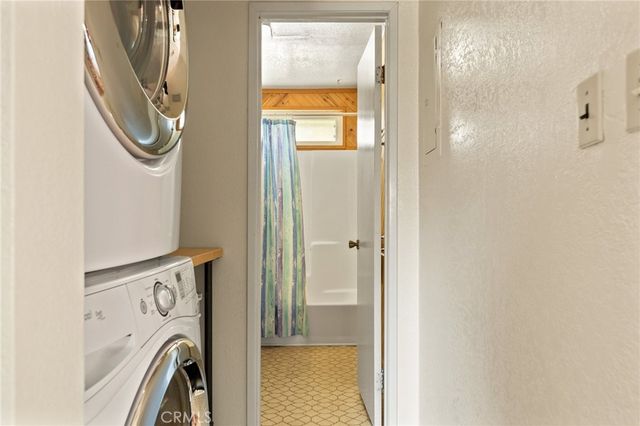 337 Lookout, Twin Peaks, CA 92391