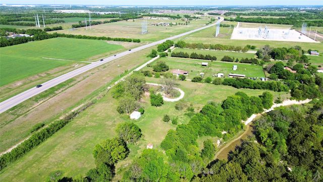 1542 W Reindeer, Lancaster, TX 75146