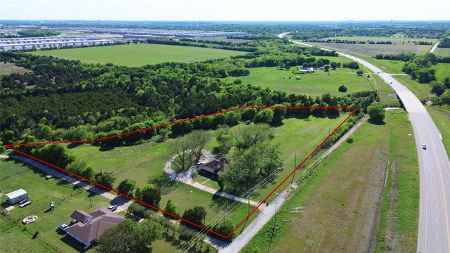 1542 W Reindeer, Lancaster, TX 75146