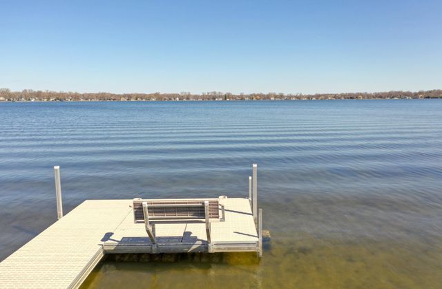7728 Hilo Lane N, Forest Lake, MN 55025