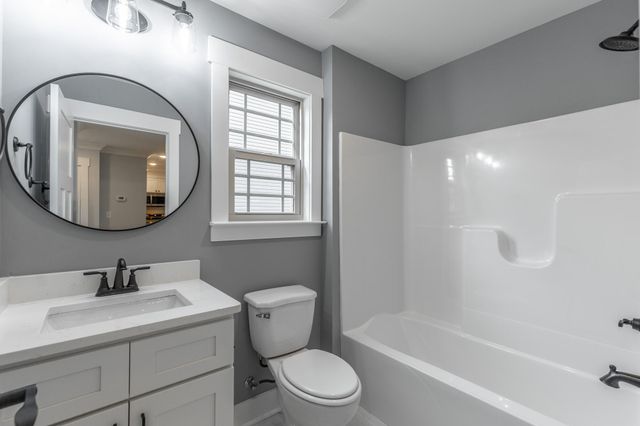137 Sunset Cove Drive 32c, Rossville, GA 30741