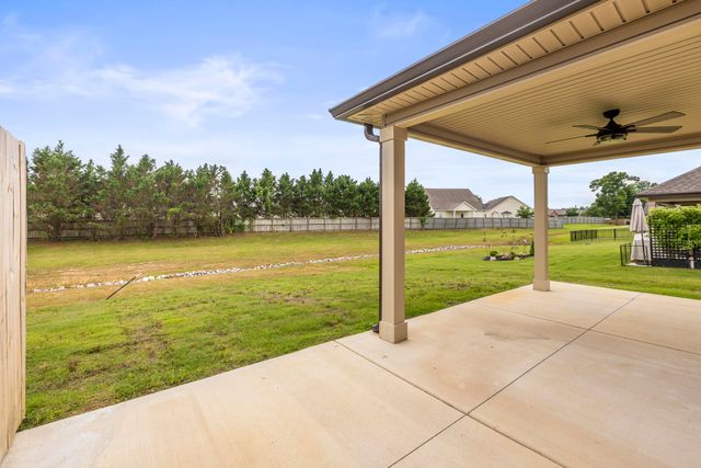137 Sunset Cove Drive 32c, Rossville, GA 30741