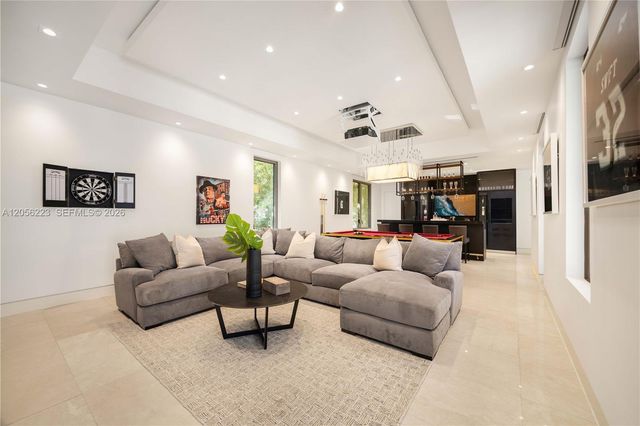 6540 SW 123rd St, Pinecrest, FL 33156