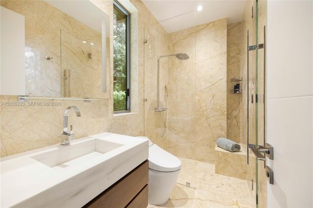 6540 SW 123rd St, Pinecrest, FL 33156