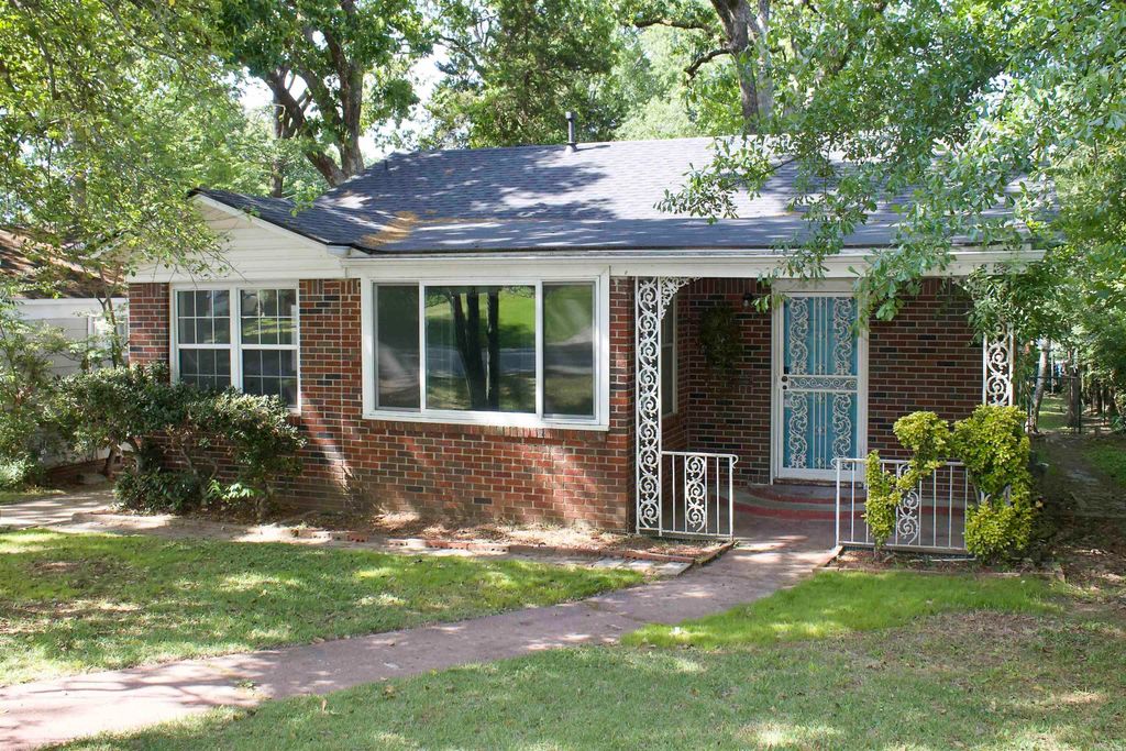 6312 Kenwood Rd, Little Rock, AR 72207
