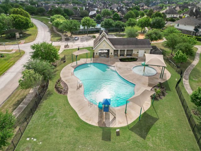 509 Redbridge Lane, League City, TX 77573