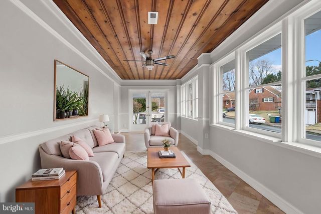 7604 WINDY RDG, Baltimore, MD 21236