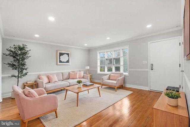 7604 WINDY RDG, Baltimore, MD 21236