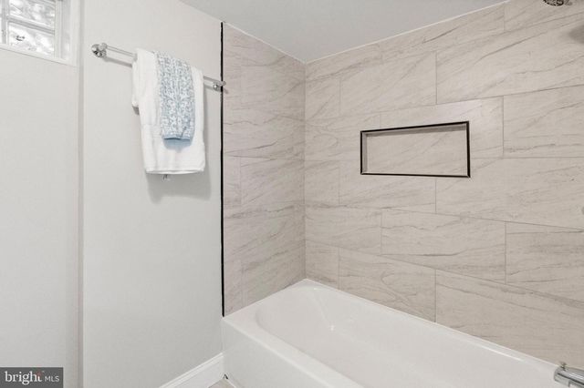 7604 WINDY RDG, Baltimore, MD 21236