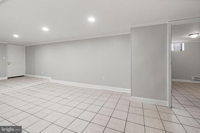 7604 WINDY RDG, Baltimore, MD 21236