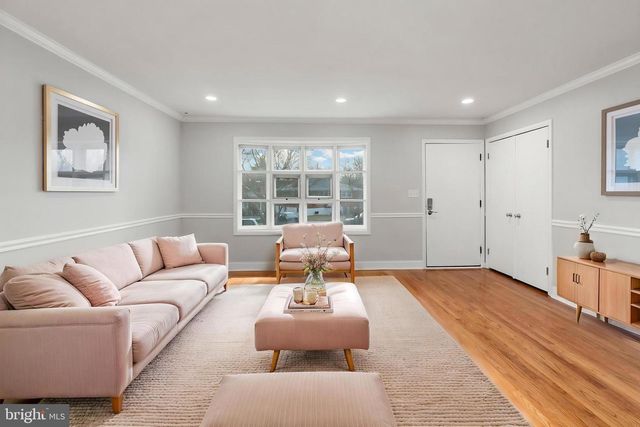 7604 WINDY RDG, Baltimore, MD 21236