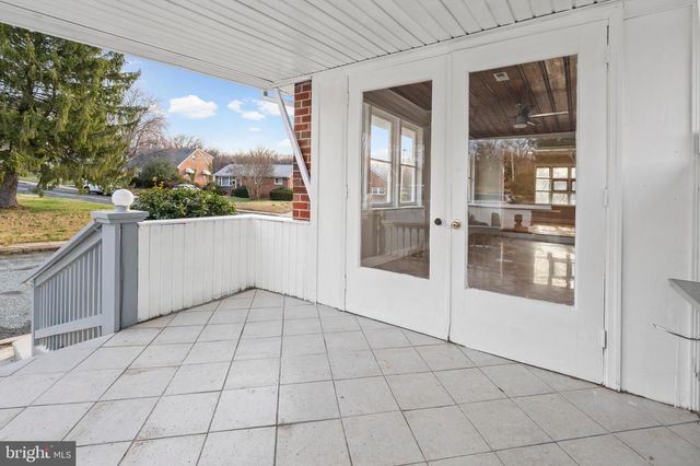 7604 WINDY RDG, Baltimore, MD 21236