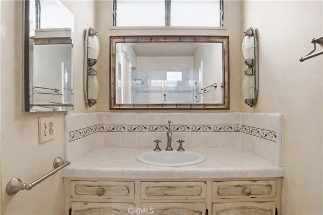 2401 Sierra Vista, Newport Beach, CA 92660