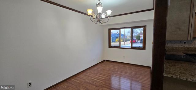 18 BELMONT RD, Bellmawr, NJ 08031