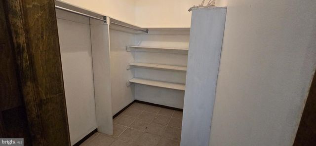 18 BELMONT RD, Bellmawr, NJ 08031